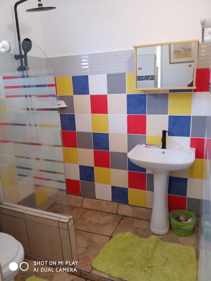 Charmant studio dans le sud, idéal pour un couple Trois Mares Extérieur photo